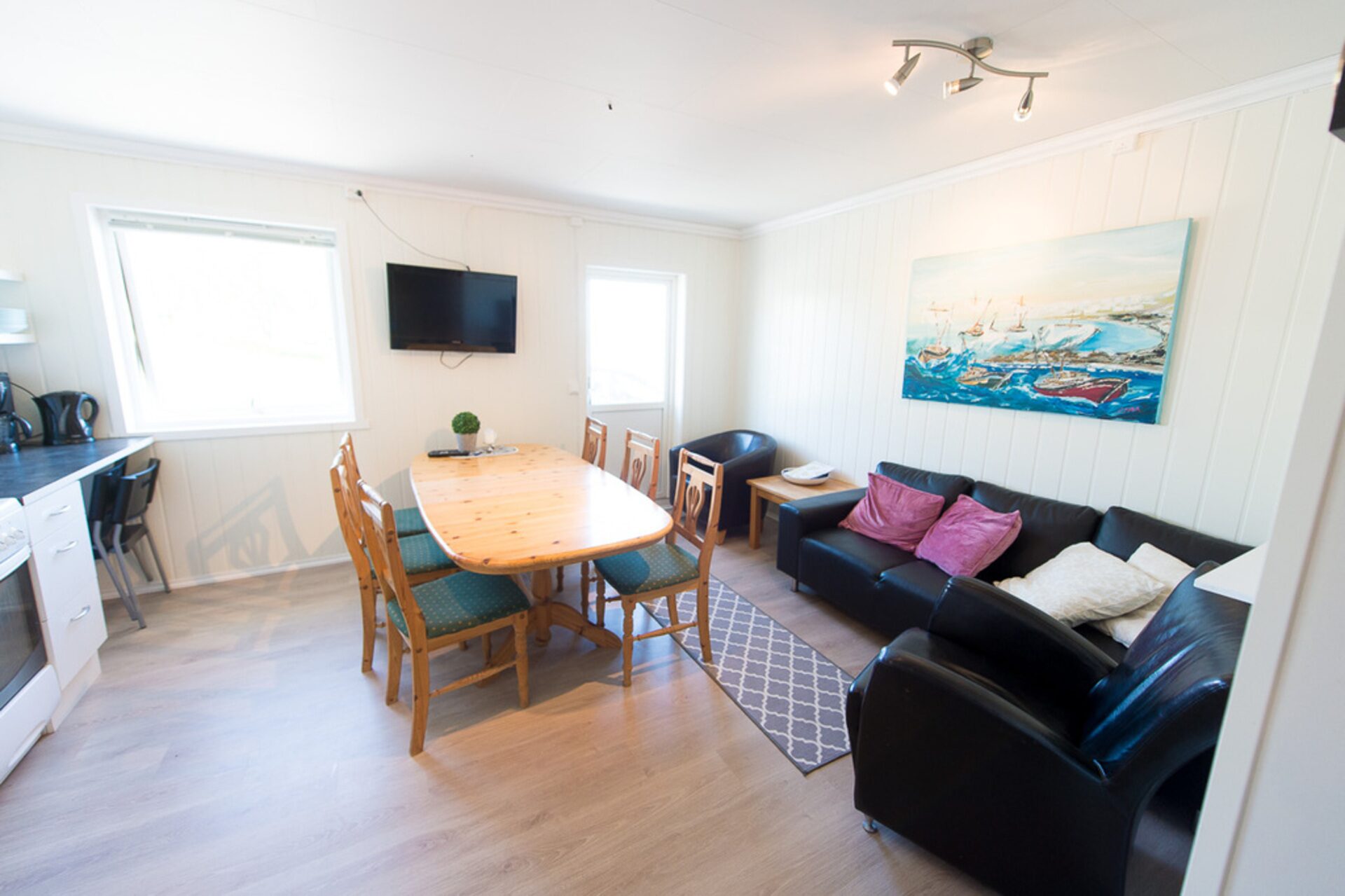 Rorbu 1 – apartament 75 m² dla 8 osób w Fagervika, zdjęcie 1