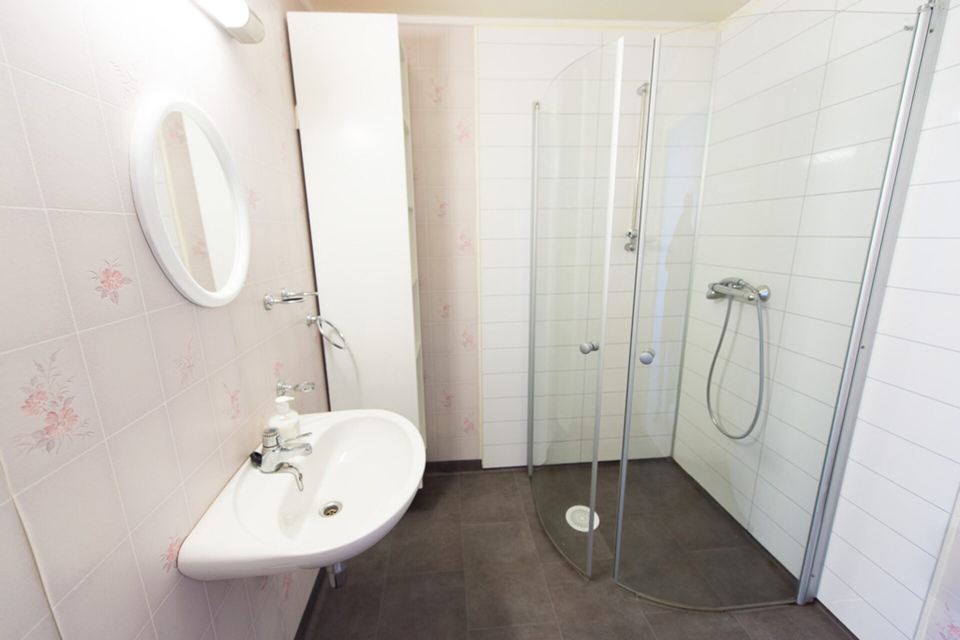 Rorbu 1 – apartament 75 m² dla 8 osób w Fagervika, zdjęcie 6