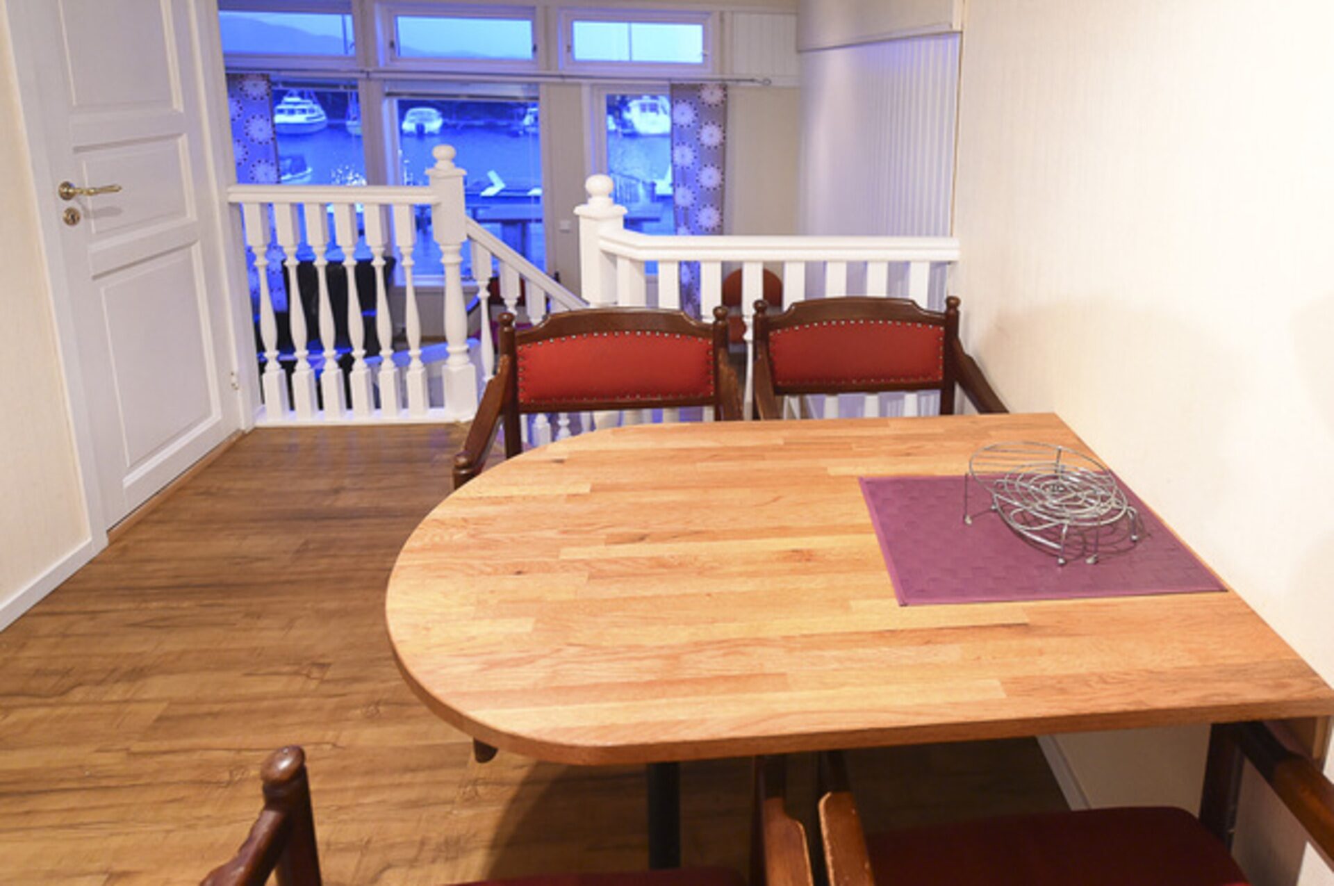 Rorbu 2 – apartament 50 m² dla 4 osób z tarasem, zdjęcie 4