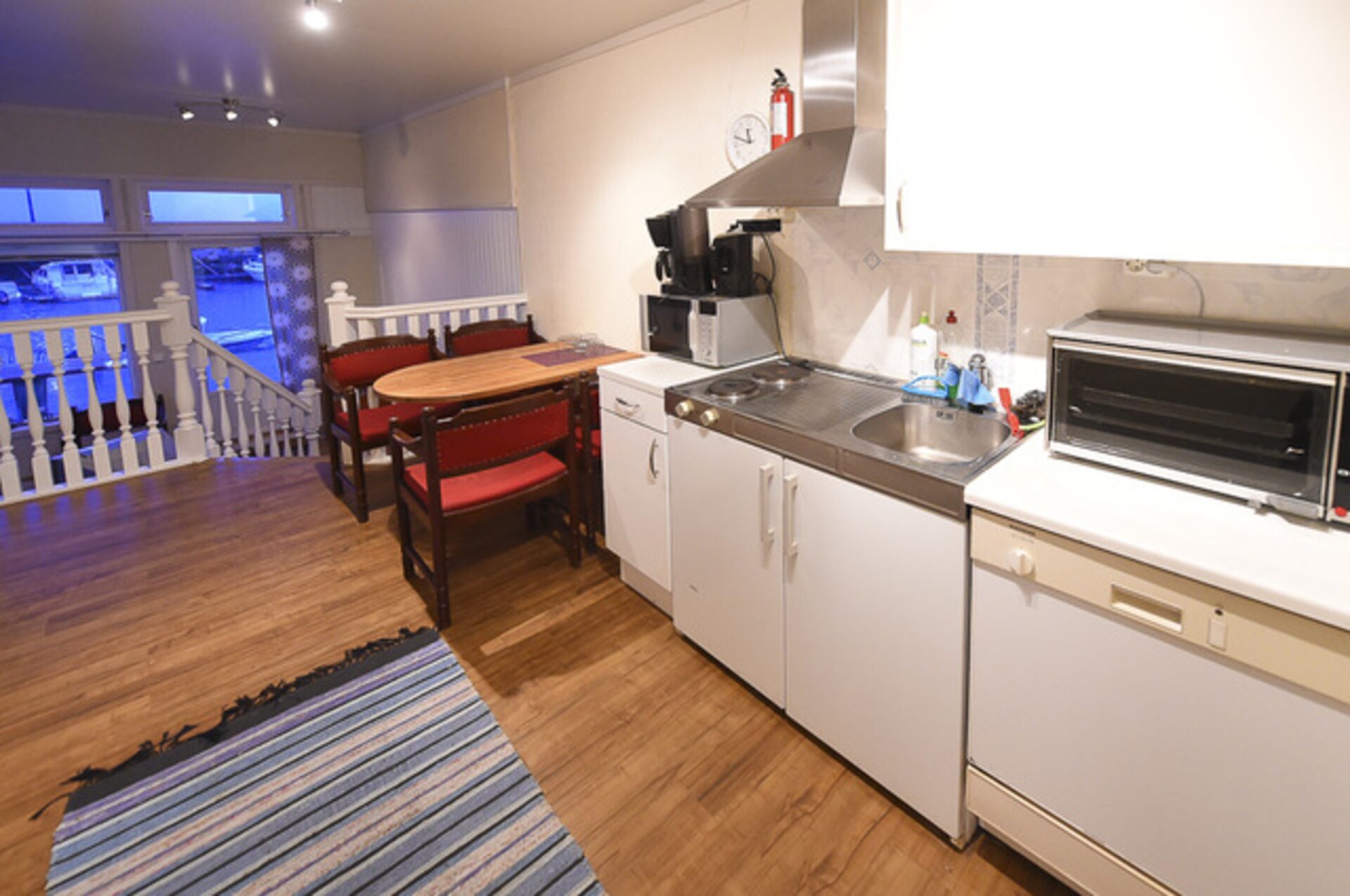 Rorbu 2 – apartament 50 m² dla 4 osób z tarasem, zdjęcie 5